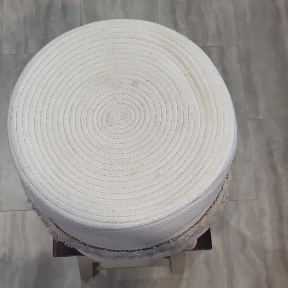 Pillowfort Creamy White Woven Braided Storage Basket with Fringe & Handles🌻 - Picture 4 of 5